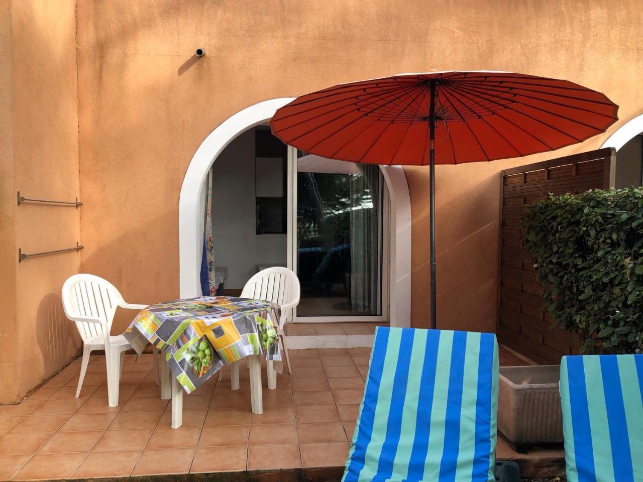 50M Plage T2 Grande Terrasse Vue Mer Climatise Piscine Chauffee, Parking Clos Gratuit Sanary-sur-Mer Exteriör bild