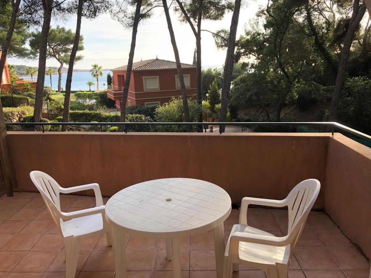 50M Plage T2 Grande Terrasse Vue Mer Climatise Piscine Chauffee, Parking Clos Gratuit Sanary-sur-Mer Exteriör bild